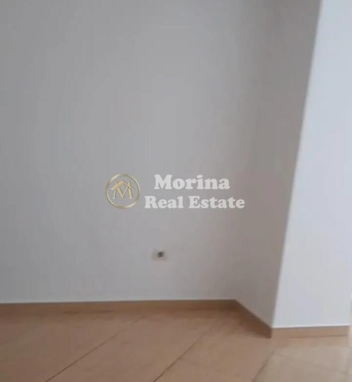 Qera Apartament 2+1, Rruga Hoxha Tahsim, 550 Euro/Muaj.  