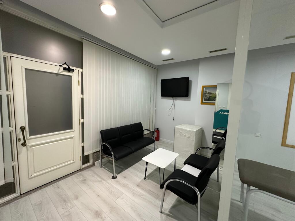 Laboratorio in affitto Astir
