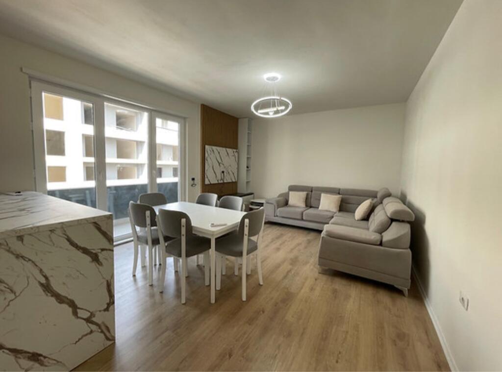 JEPET ME QERA APARTAMENT 3+1