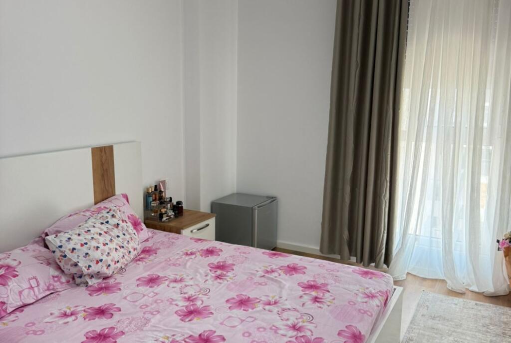 Ne Don Bosko, Jepet Me Qira Apartament 2+1+2 I Mobiluar!