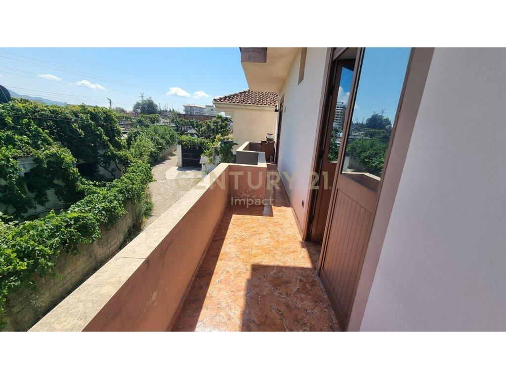 Apartament 3+1 Me Qira Tek Bulevardi i Ri Tiranë - 550€!