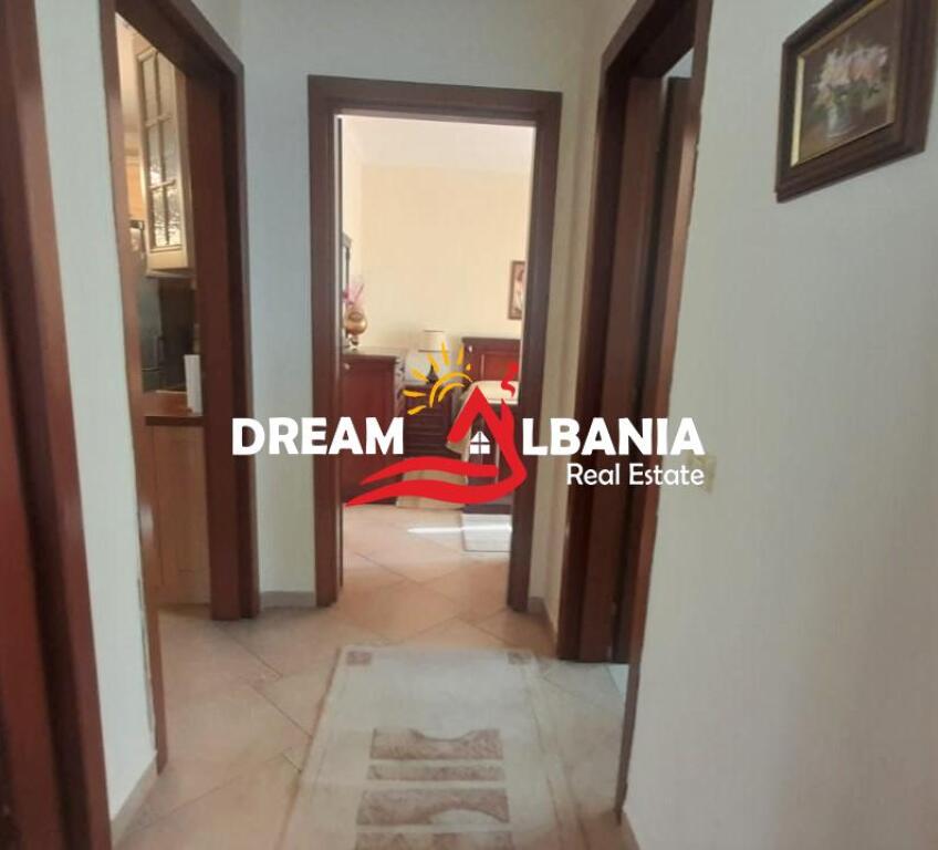 Appartamento 3+1+2 in affitto in via Elbasanit vicino allo Stadio Air Albania (ID 4231312).