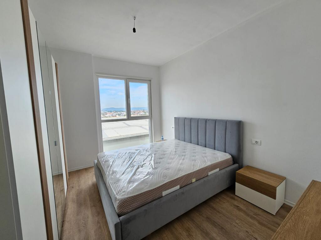 Affittasi appartamento 2+1 con posto auto presso Universe City, vicino a QTU