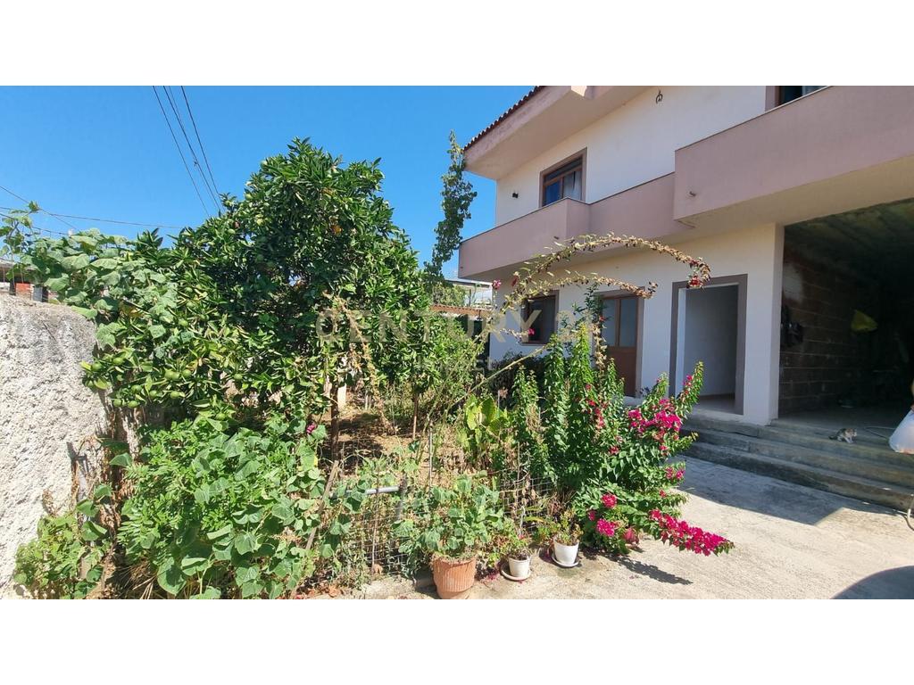 Apartament 3+1 Me Qira Tek Bulevardi i Ri Tiranë - 550€!