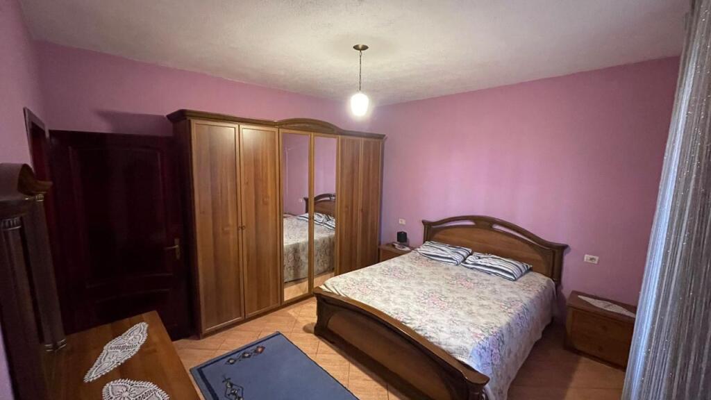 Vicino a QTU, si affitta casa privata 2+1! 300 Euro