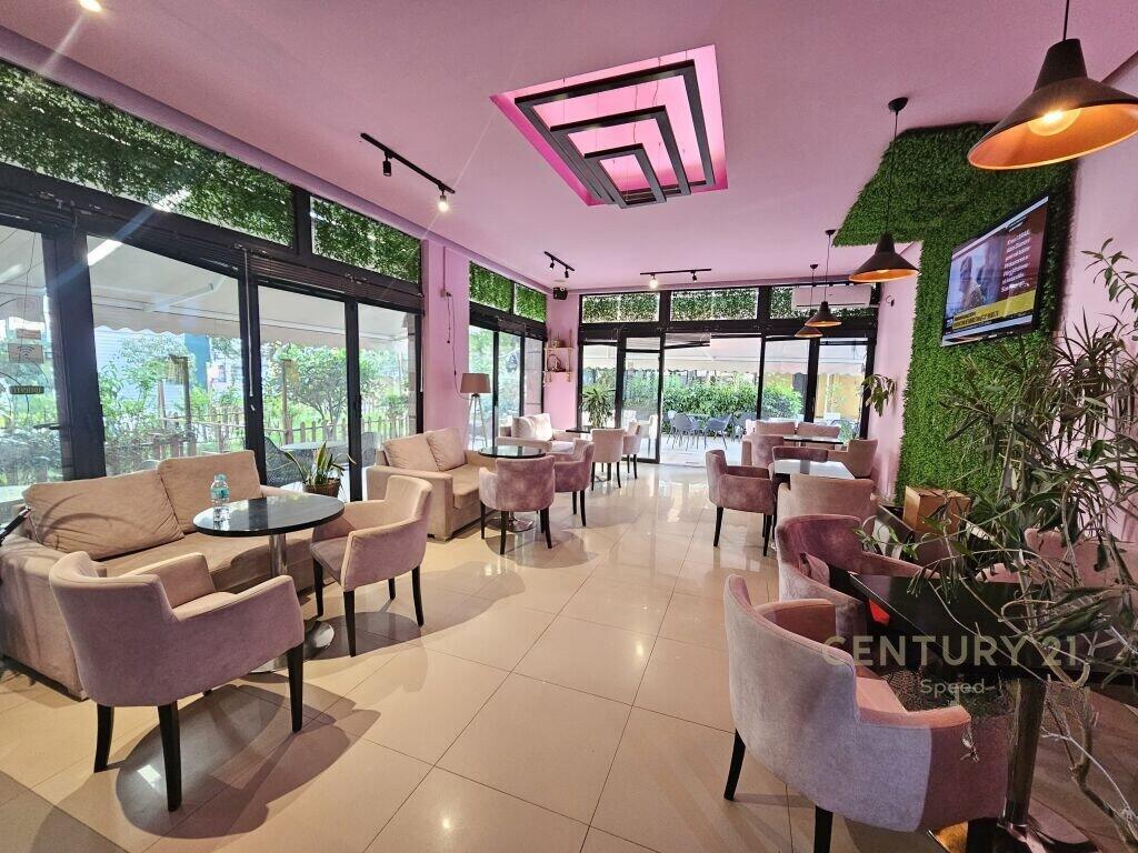 Bar / Lokal me Qira në Rruga 5 Maji!!