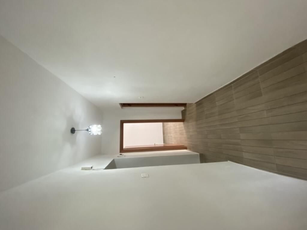 APARTAMENT 1+1 PER SHITJE NE LAPRAKE