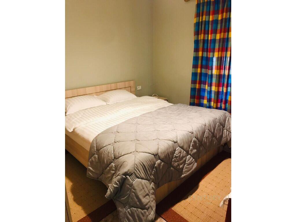 Jepet me qira Apartament 2+1 – Sheshi Skënderbej, Qendër Tiranë
