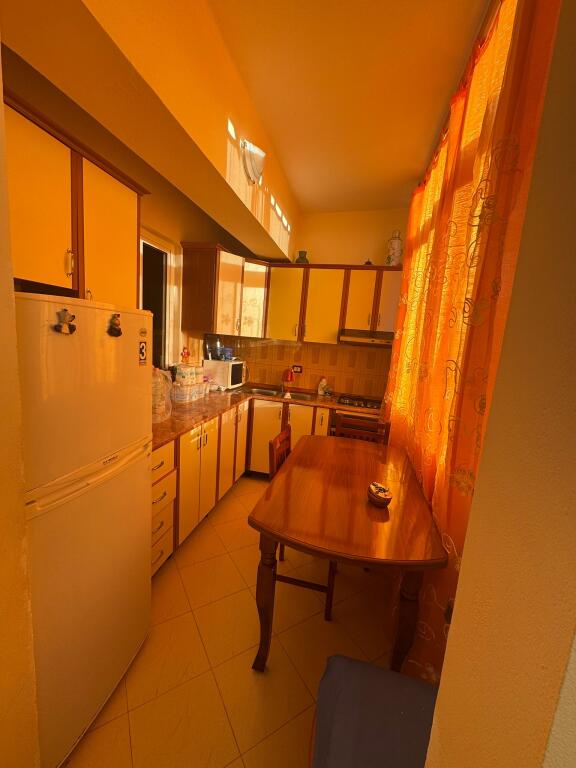 Apartament 2+1 Muzeumi Durres
