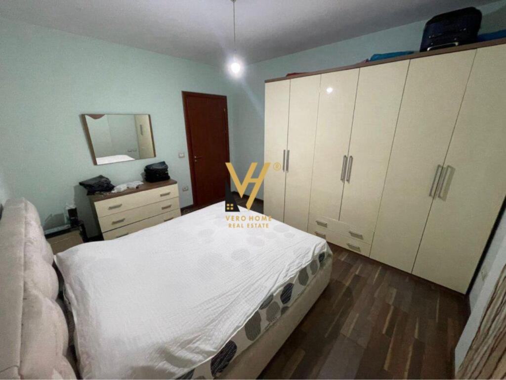 JEPET APARTAMENT 1+1+BLK ME QIRA TE LIQENI I THATE 55.000 LEKE