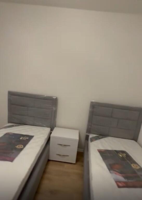 Apartament me qera