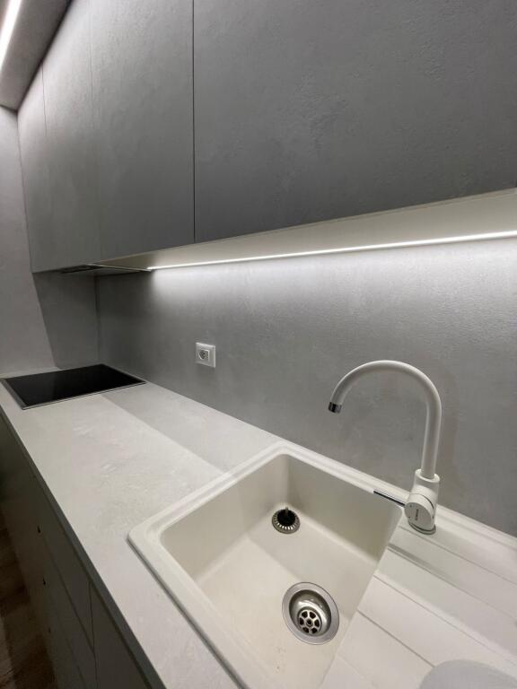 🌟 ESCLUSIVO – Appartamento 1+1 di Lusso in Affitto a Square 21 🌟