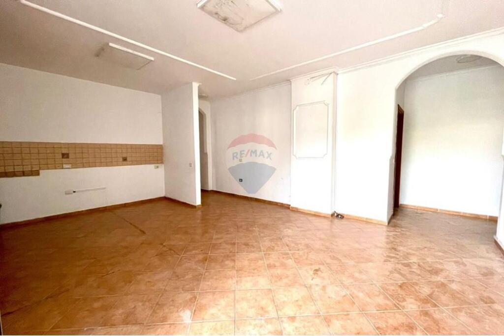 APARTAMENT 2+1 PER ZYRA TE RRUGA ELBASANIT