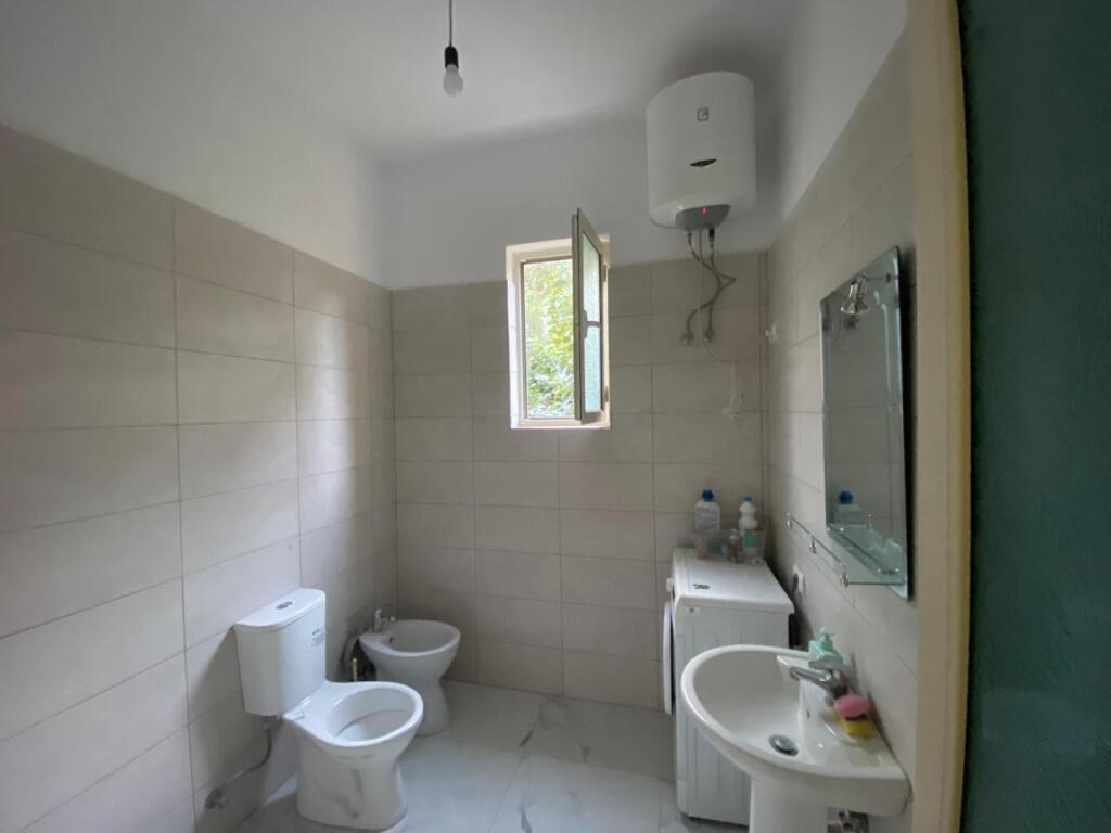 Jepet me qira apartament 1+1 – Sauk, Tiranë