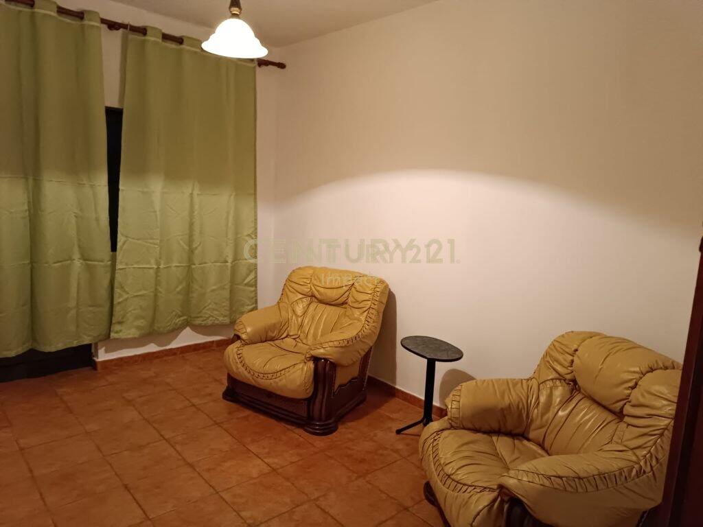 JAPIM ME QIRA APARTAMENT 4+1 PER BANIM, NE KINOSTUDIO!