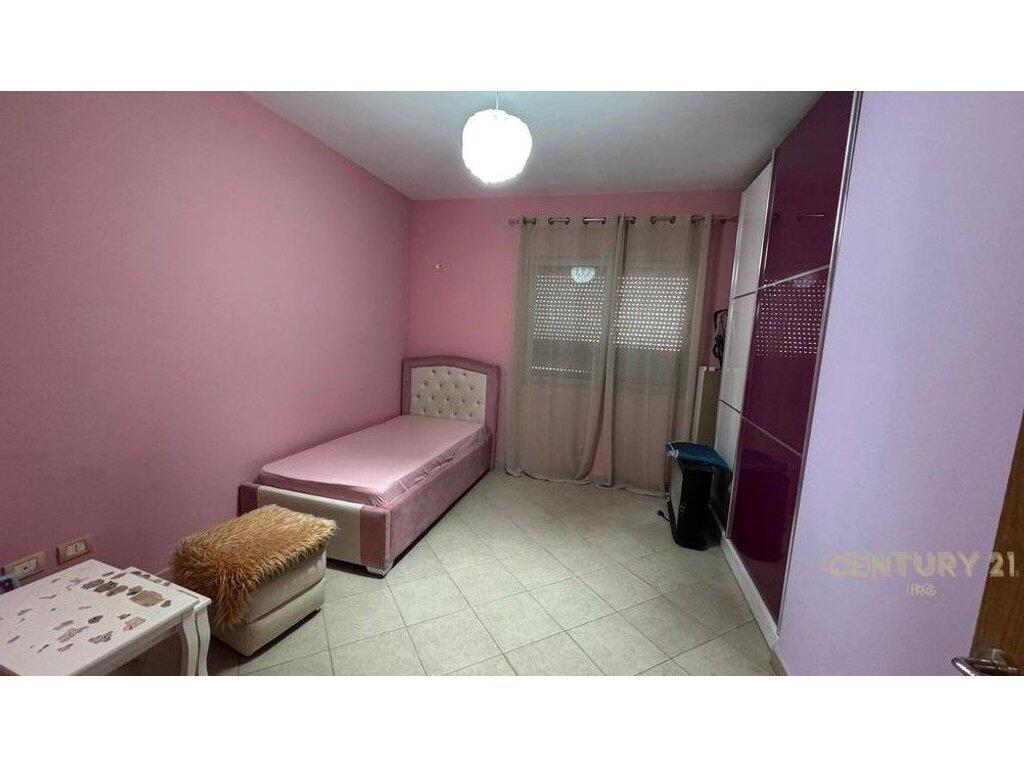 FOR RENT 2+1+2 APARTMENT IN THE NEW RING!