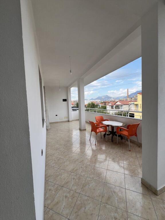 APARTAMENT ME QERA 2+1 DON BOSKO 450 EURO