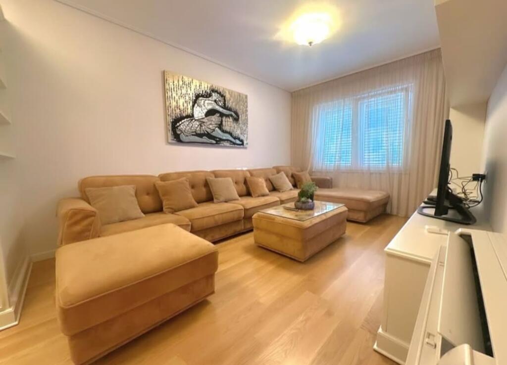 Japim me qera super apartament 2+1, 21 dhjetori