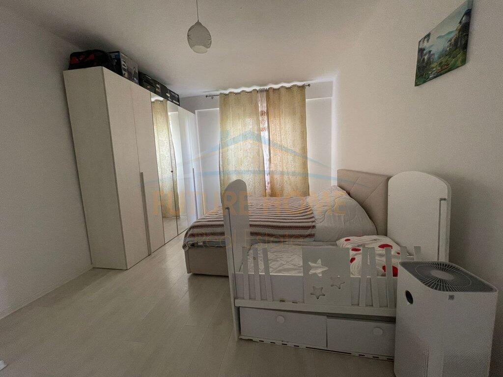 Qira, Apartament 2+1 Liqeni i Thate Kompleksi FZ, Tiranë.
