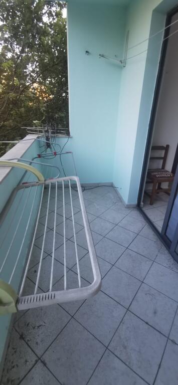 Jepet Apartament me Qera 2+1 Brryl perballe maternitetit