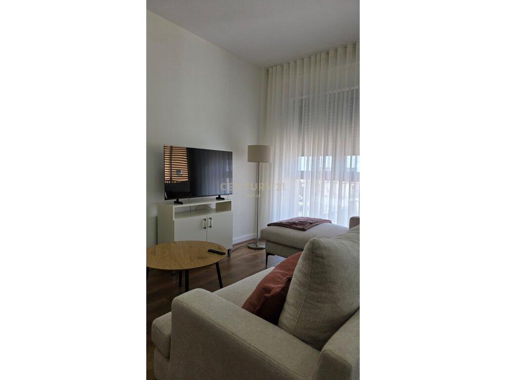 LEDA (ABITAT121423) APARTAMENT 1+1 ME QIRA, PRANE SHKOLLES SE KUQE