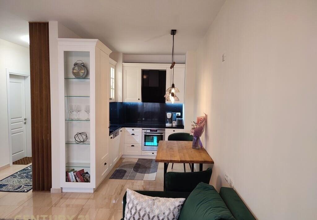 Apartament 1+1 për Qira pranë Harry Fultz – 700 €/Muaj