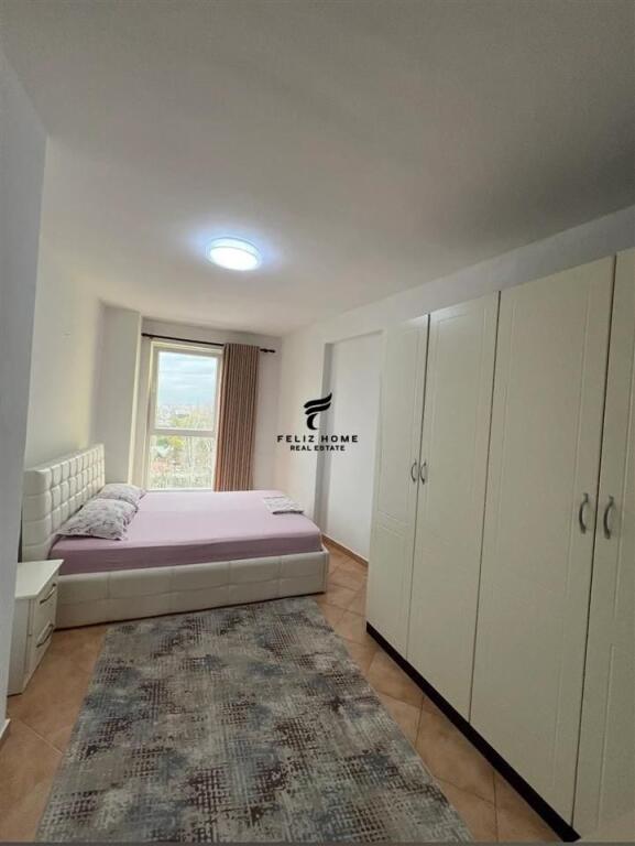 APARTAMENT ME QERA 1+1 STACIONI TRENIT 700 EURO