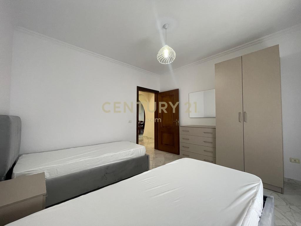 FOR RENT 2+1+2 APARTMENT NEAR THE DRY LAKE!