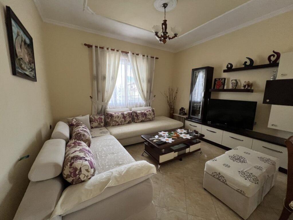 APARTAMENT ME QERA 2+1 DON BOSKO 450 EURO