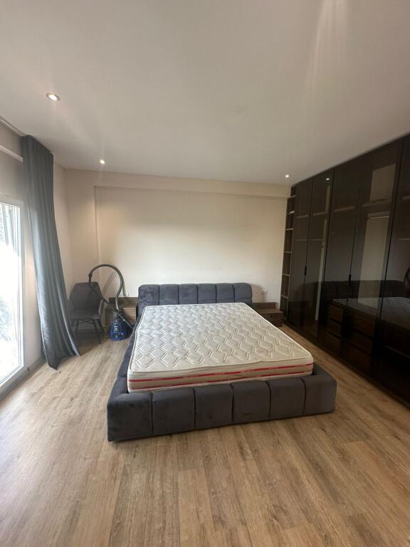 3+1 in affitto Lakeland Residence