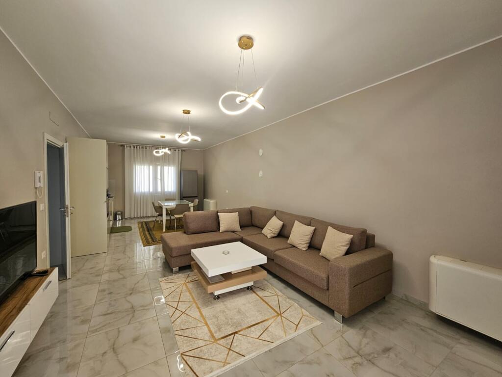 Apartament 2+1 per qira tek Vilat Amerikane!