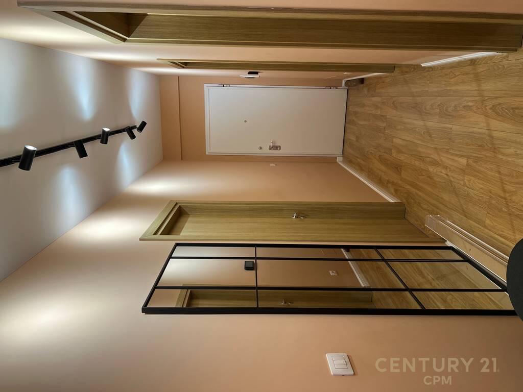 LEDA (smart121372) Apartament 2+1 per qira tek Rr. Barrikadave!