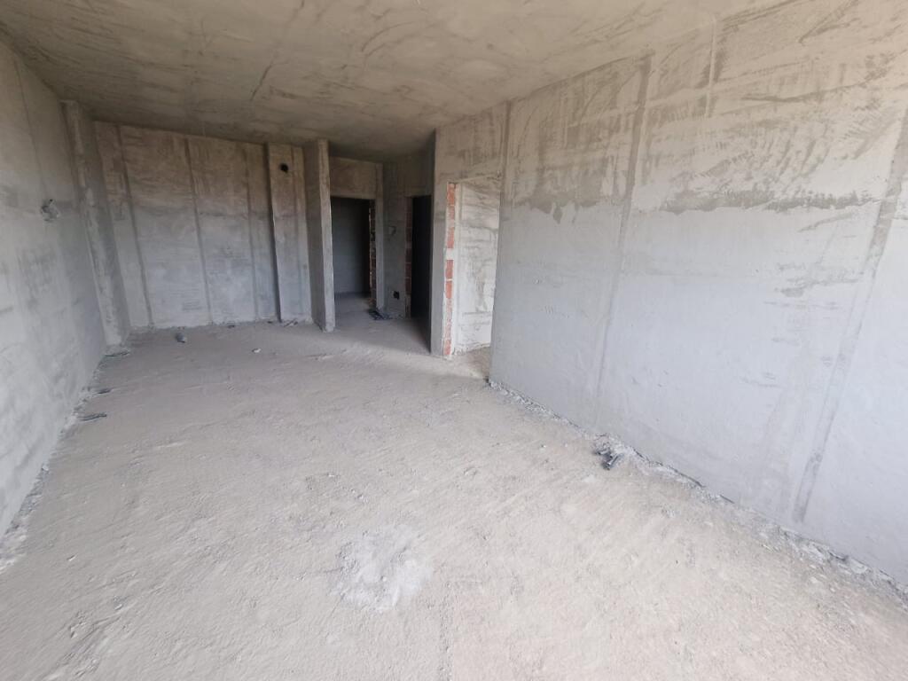 Shitet apartament 1+1 ne Kompleksin ne ndertim "Shehu Residence" ne Paskuqan