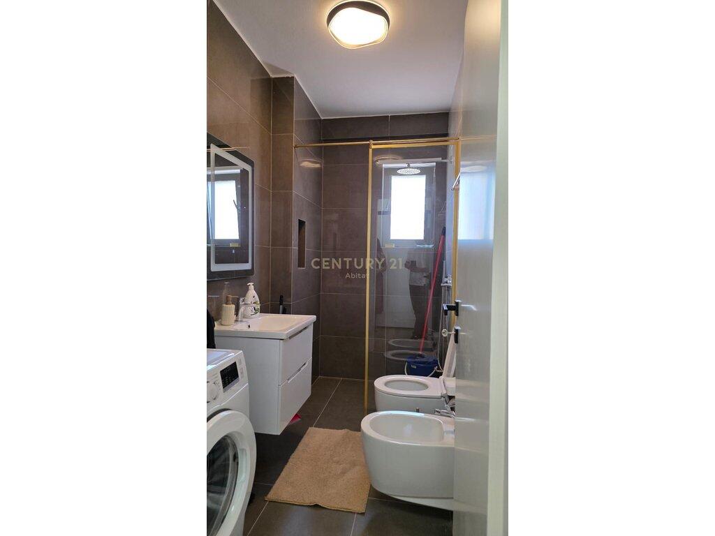 LEDA (ABITAT121423) APARTAMENT 1+1 ME QIRA, PRANE SHKOLLES SE KUQE