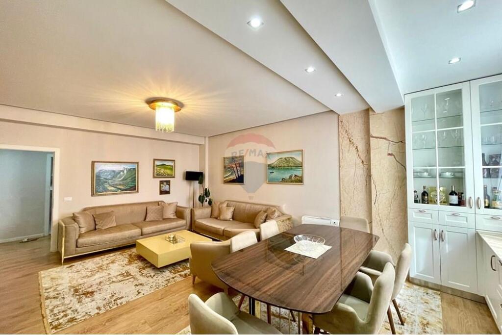 APARTAMENT 2+1+2 ME QERA TE LIQENI KOPSHTI ZOLOGJIK !