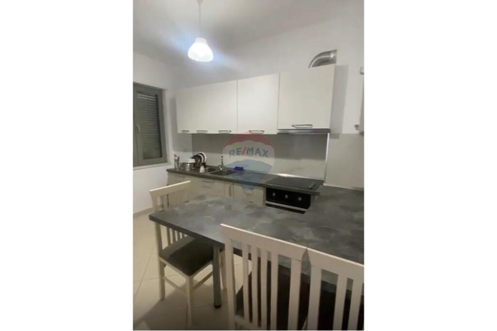 2+1 APARTMENT FOR RENT NEAR UNITED SCHOOL
