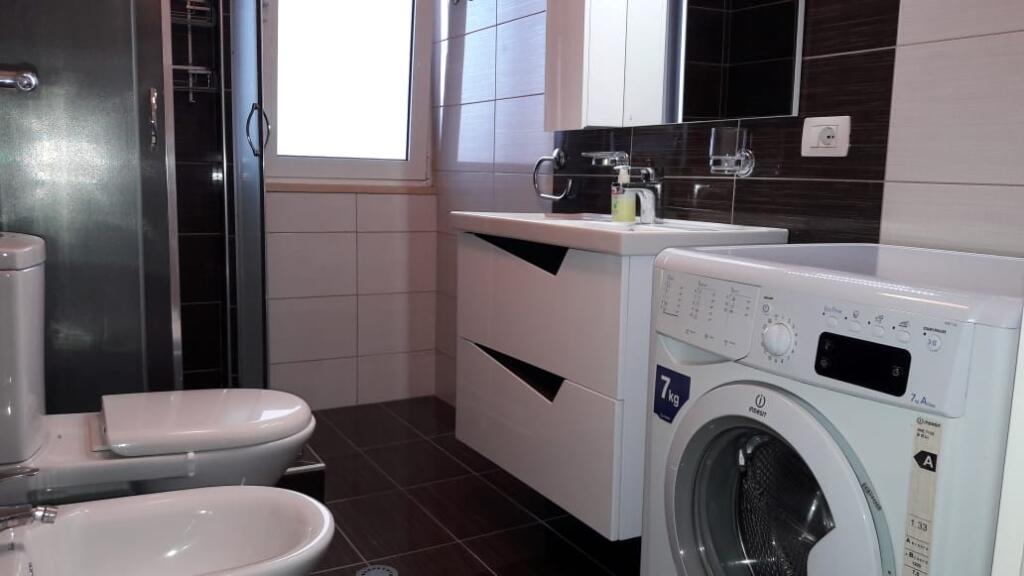 For rent 2+1 furnished dry lake 600 eu