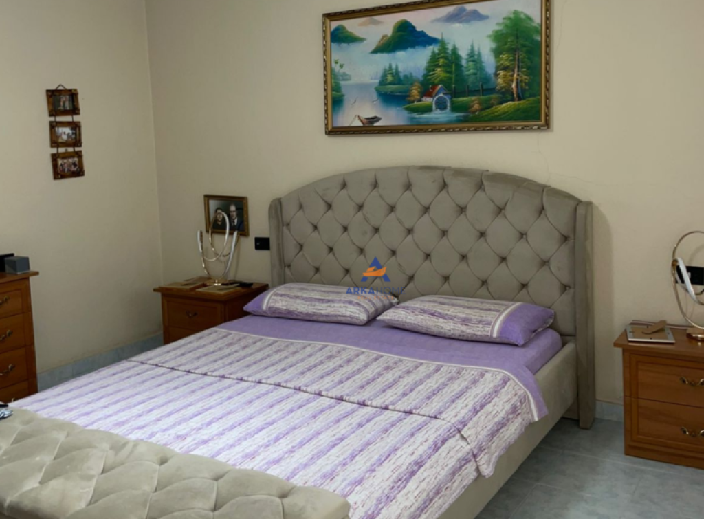 FOR SALE 3-FLOOR VILLA 214.5M2 "TRAIN STATION, DISPATCHER" 321,750 EURO