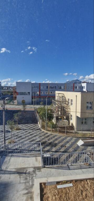 Vendesi in vendita: appartamento nuovo 3+1 a "Tirana Riverside"
