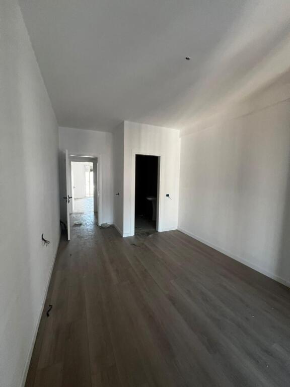 Apartament 2+1 me qera Kamez