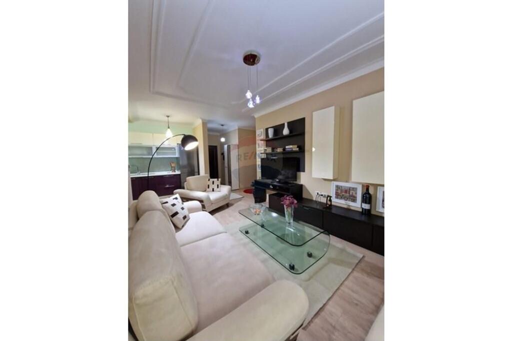 Apartment 2+1 for rent at Perlat Rexhepi Street in Bllok is offered.