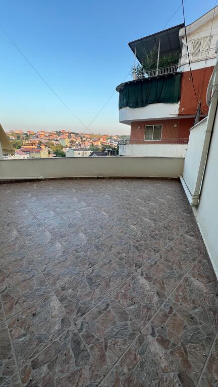 Super apartment 2+1+2 veranda for sale in Shkoze, near News 24 (also sold with credit)
