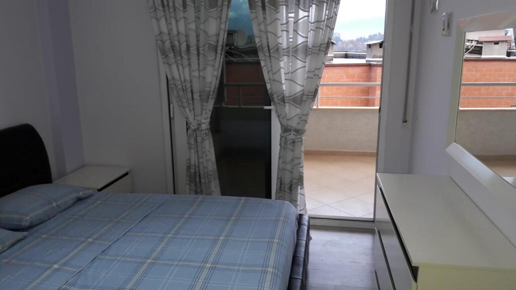 For rent 2+1 furnished dry lake 600 eu