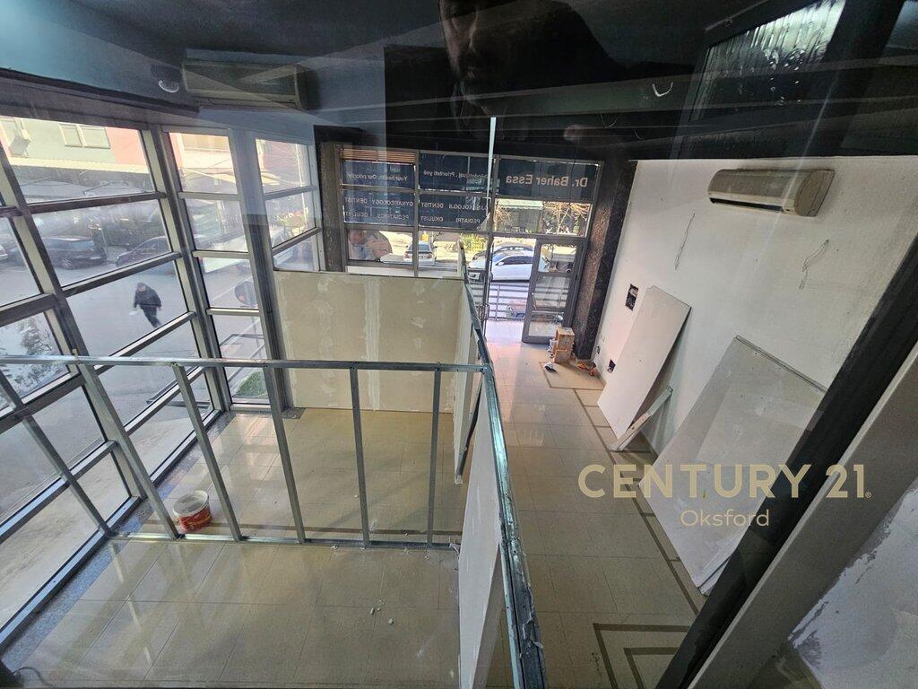 Locale Commerciale in Affitto – Don Bosco, Tirana