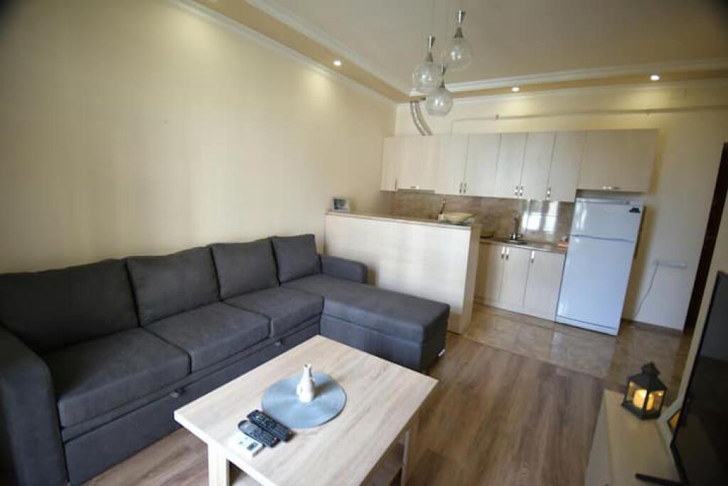 Apartament Me Qera 2+1 Tek Selvia (ID B2201458) Tirane