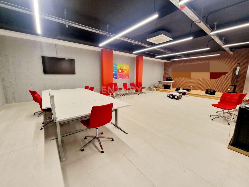 LEDA (Action105534) AFFITTASI EDIFICIO DI SERVIZIO DI 5 PIANI, SAUK I RI - TIRANA ‼️ Prezzo su richiesta /Mese