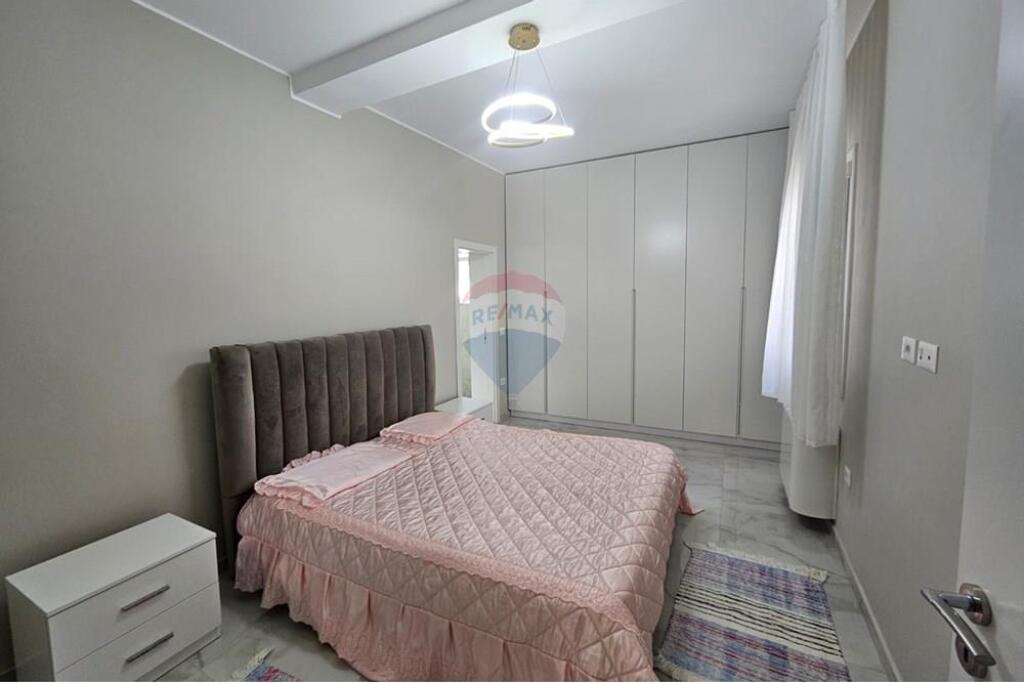 2+1 apartment for rent at the American Villas!