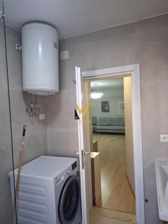 JEPET APARTAMENT 1+1 ME QIRA NE VASIL SHANTO 550 EURO
