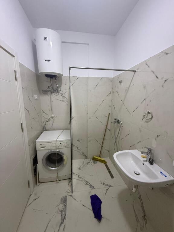 JEPET APARTAMENT ME QIRA TEK VENUE (ASL2)