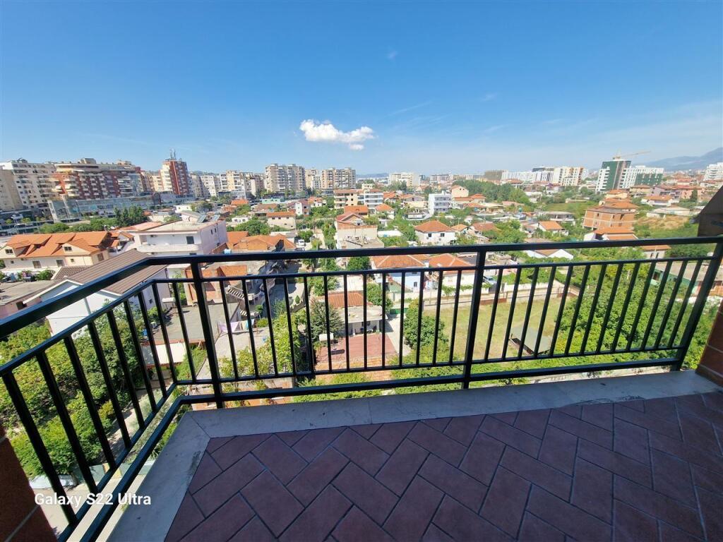 Apartment for rent 2+1+2 + Parking in Astir